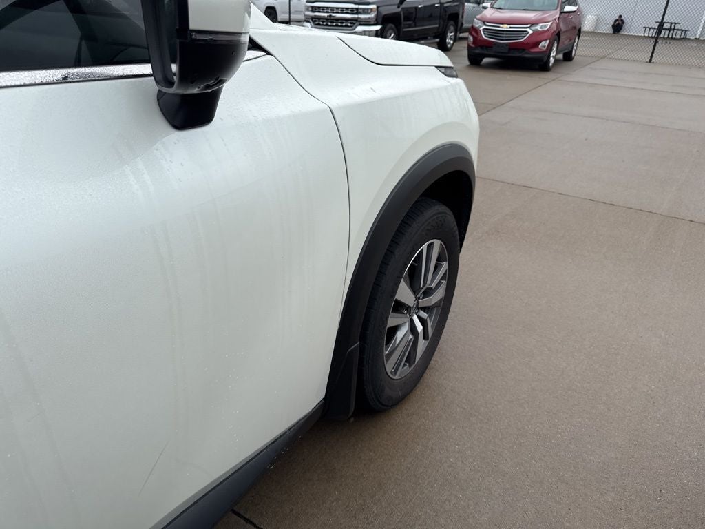 2023 Nissan Pathfinder SL 4WD