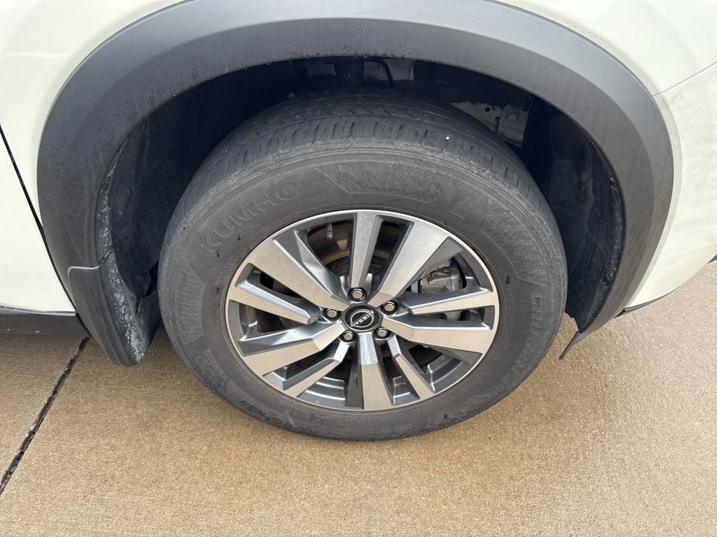 2023 Nissan Pathfinder SL 4WD