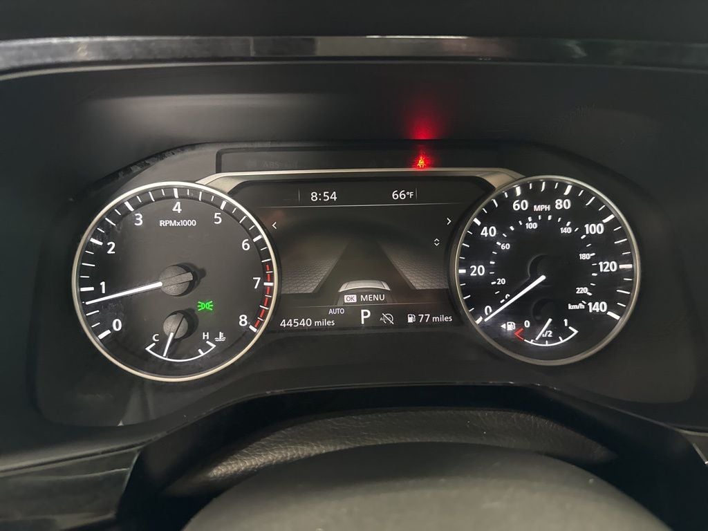 2023 Nissan Pathfinder SL 4WD