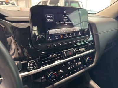 2023 Nissan Pathfinder SL 4WD