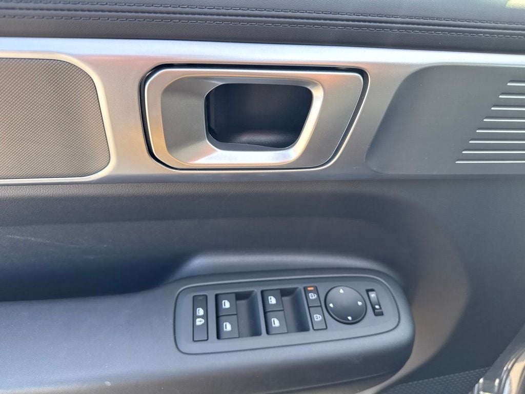 2025 Hyundai Santa Fe SE