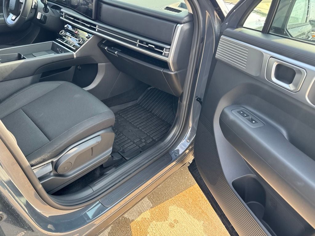 2025 Hyundai Santa Fe SE