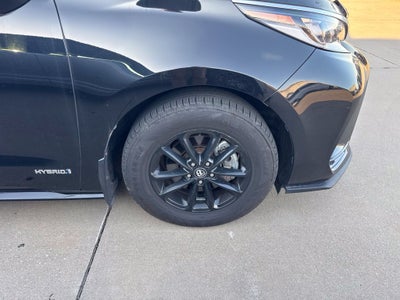 2021 Toyota Sienna XSE