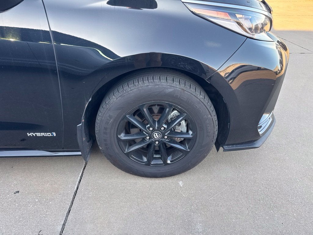 2021 Toyota Sienna XSE