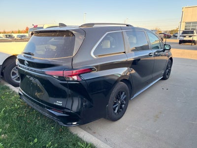 2021 Toyota Sienna XSE
