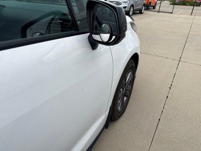 2023 Toyota Sienna LE