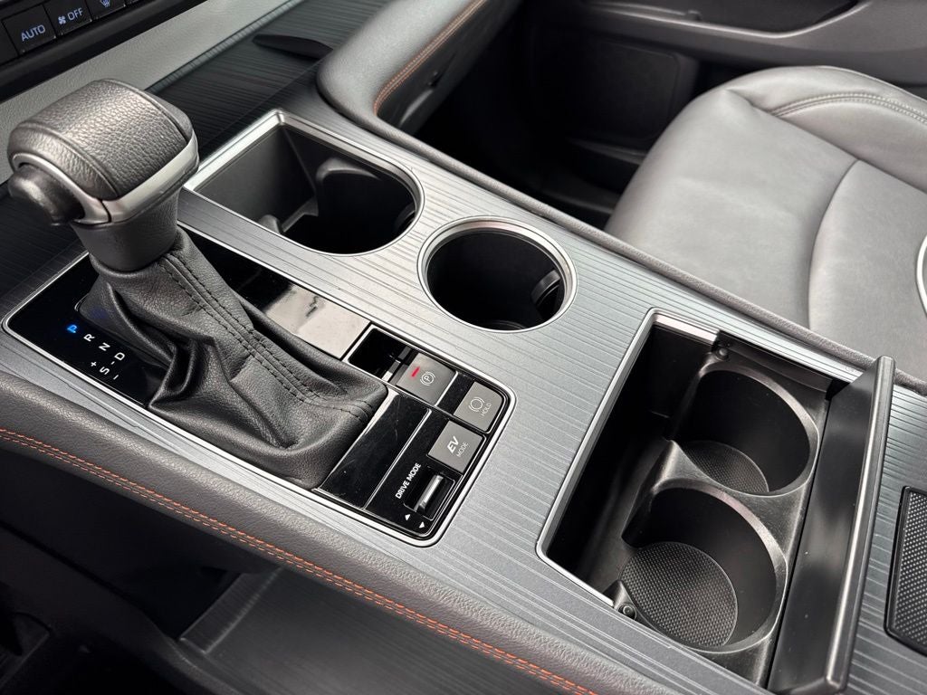 2023 Toyota Sienna LE