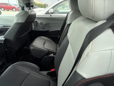 2023 Toyota Sienna LE