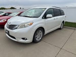 2015 Toyota Sienna XLE 8 Passenger