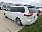 2015 Toyota Sienna XLE 8 Passenger