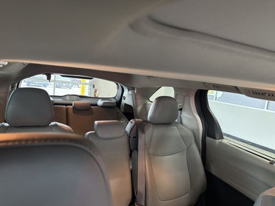 2024 Toyota Sienna XLE 7 Passenger