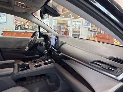 2024 Toyota Sienna XLE 7 Passenger