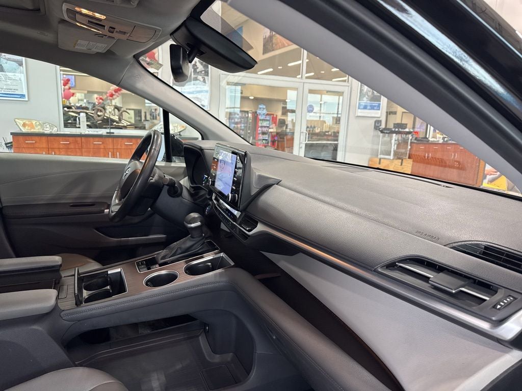 2024 Toyota Sienna XLE 7 Passenger