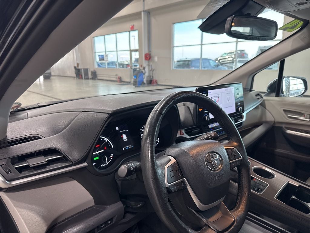 2024 Toyota Sienna XLE 7 Passenger