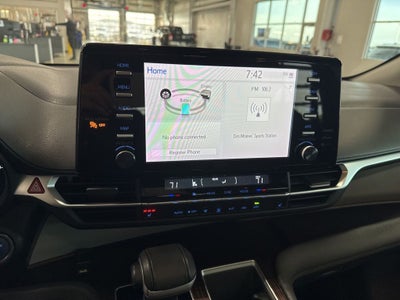 2024 Toyota Sienna XLE 7 Passenger