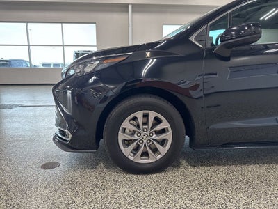 2024 Toyota Sienna XLE 7 Passenger