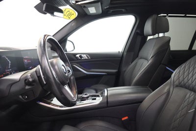 2024 BMW X5 M60i