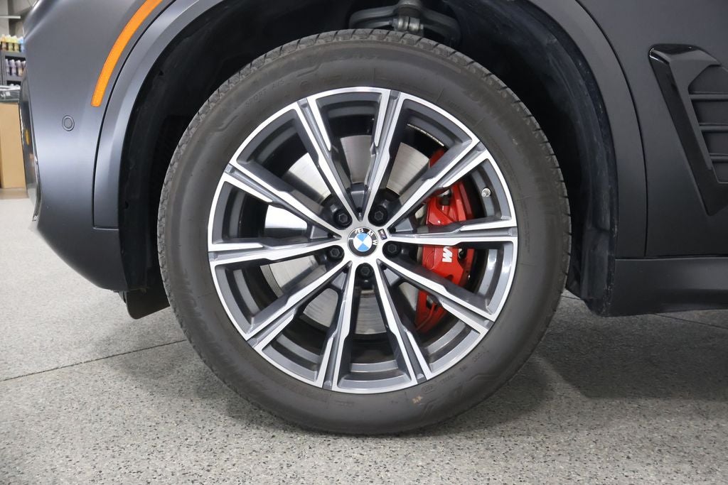 2024 BMW X5 M60i
