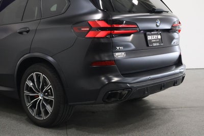 2024 BMW X5 M60i