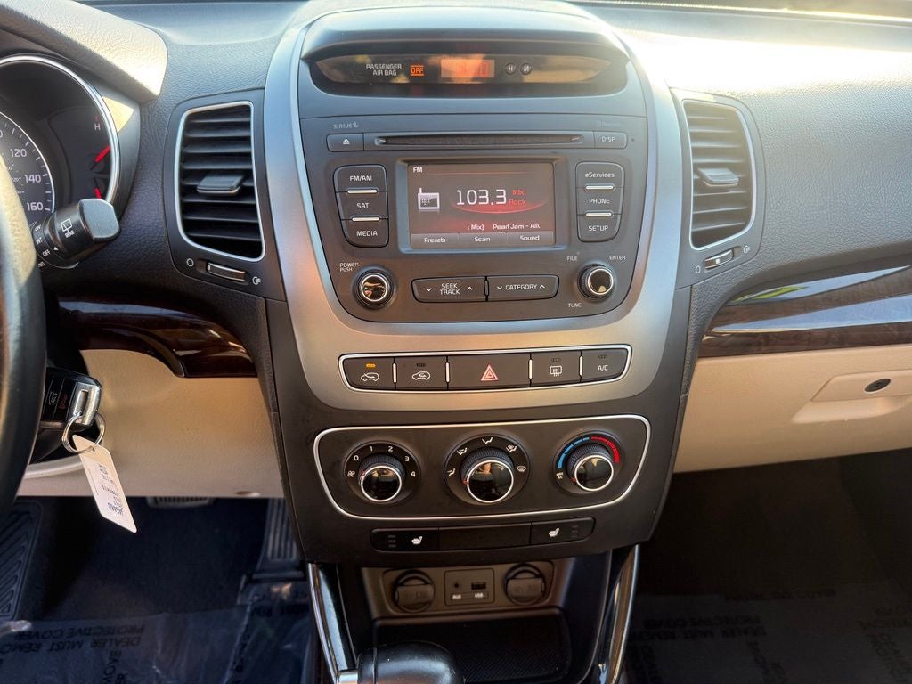 2015 Kia Sorento LX