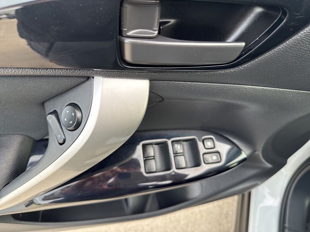 2024 Mitsubishi Eclipse Cross LE S-AWC