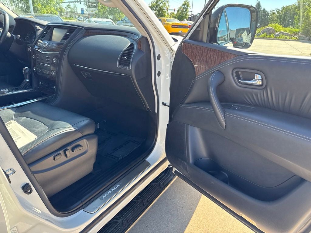 2017 Nissan Armada Platinum