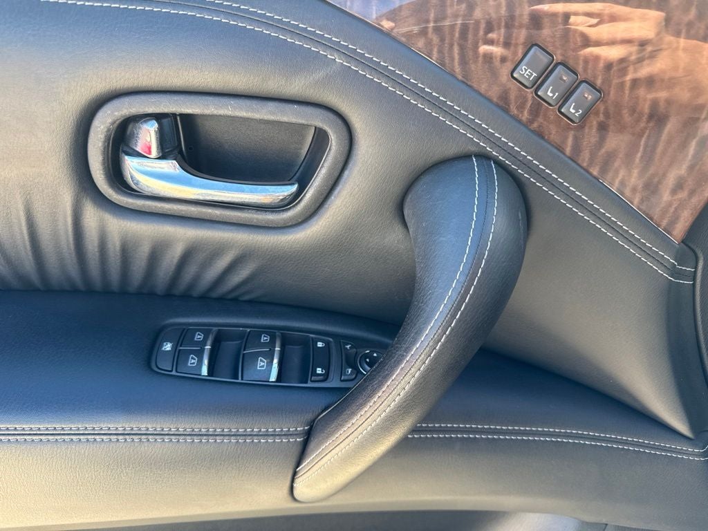2017 Nissan Armada Platinum