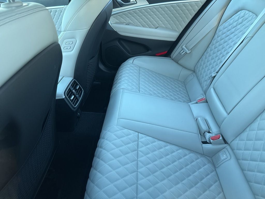 2023 Genesis G70 3.3T AWD