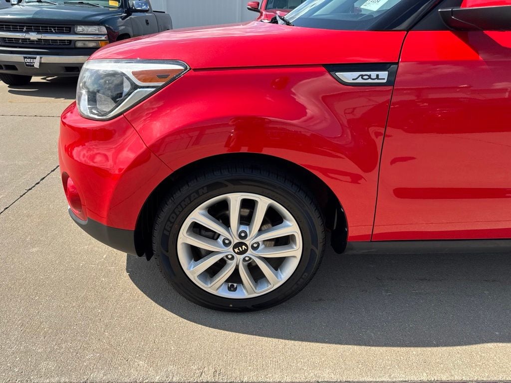 2019 Kia Soul +