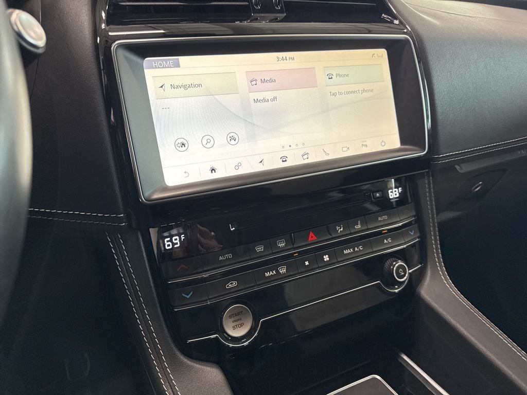 2019 Jaguar F-PACE 30t R-Sport