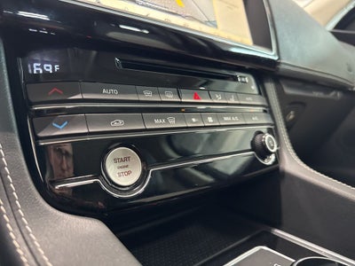 2019 Jaguar F-PACE 30t R-Sport