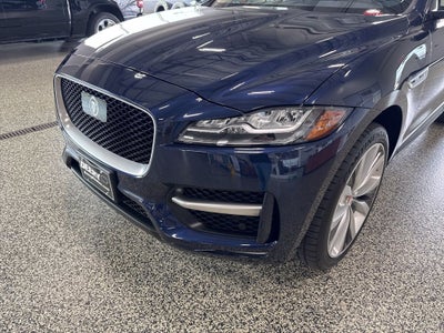 2019 Jaguar F-PACE 30t R-Sport