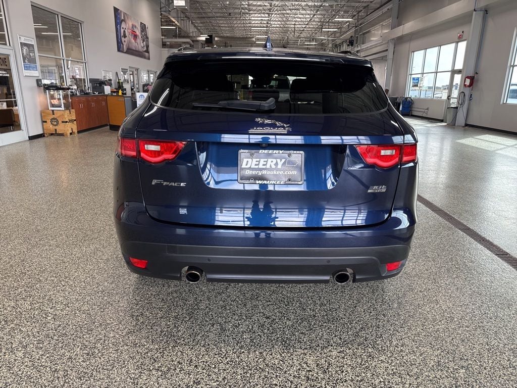 2019 Jaguar F-PACE 30t R-Sport