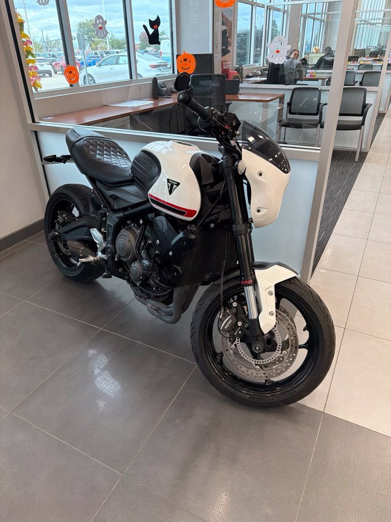 2022 Triumph Trident 660cc — photo 1 of 4