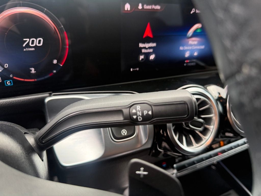 2022 Mercedes-Benz GLB 250 4MATIC®