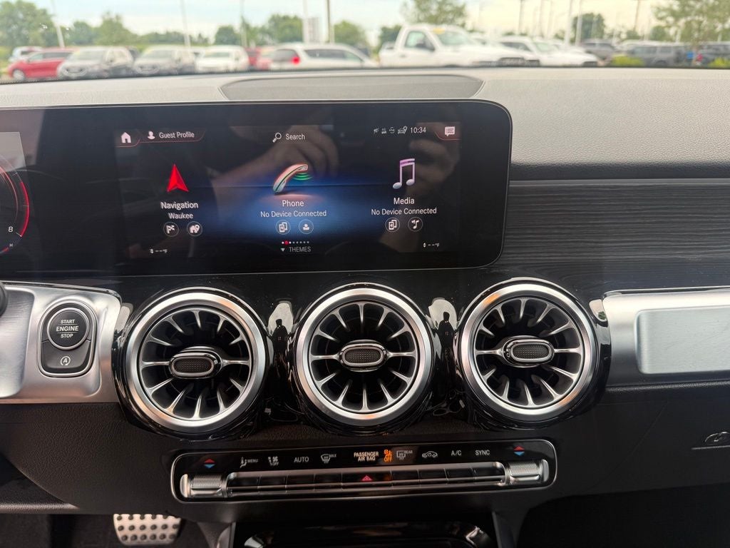 2022 Mercedes-Benz GLB 250 4MATIC®