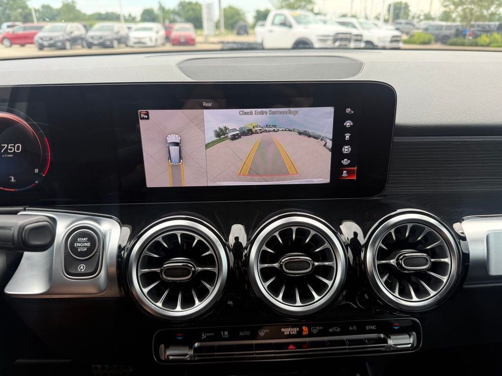 2022 Mercedes-Benz GLB 250 4MATIC®