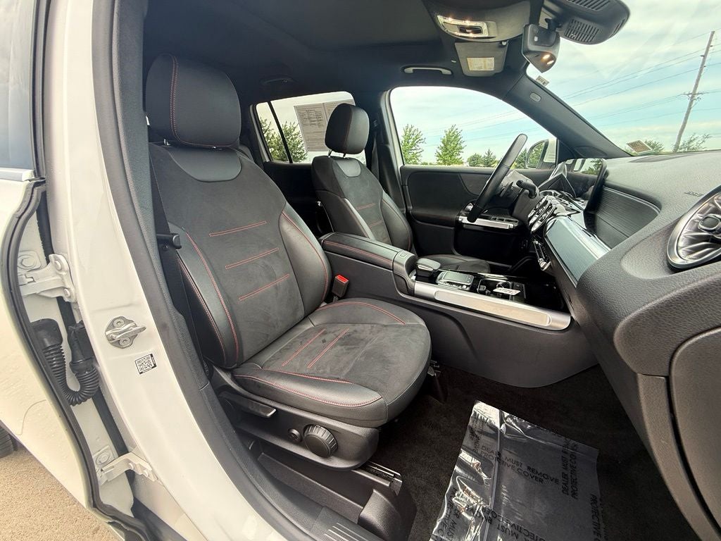 2022 Mercedes-Benz GLB 250 4MATIC®