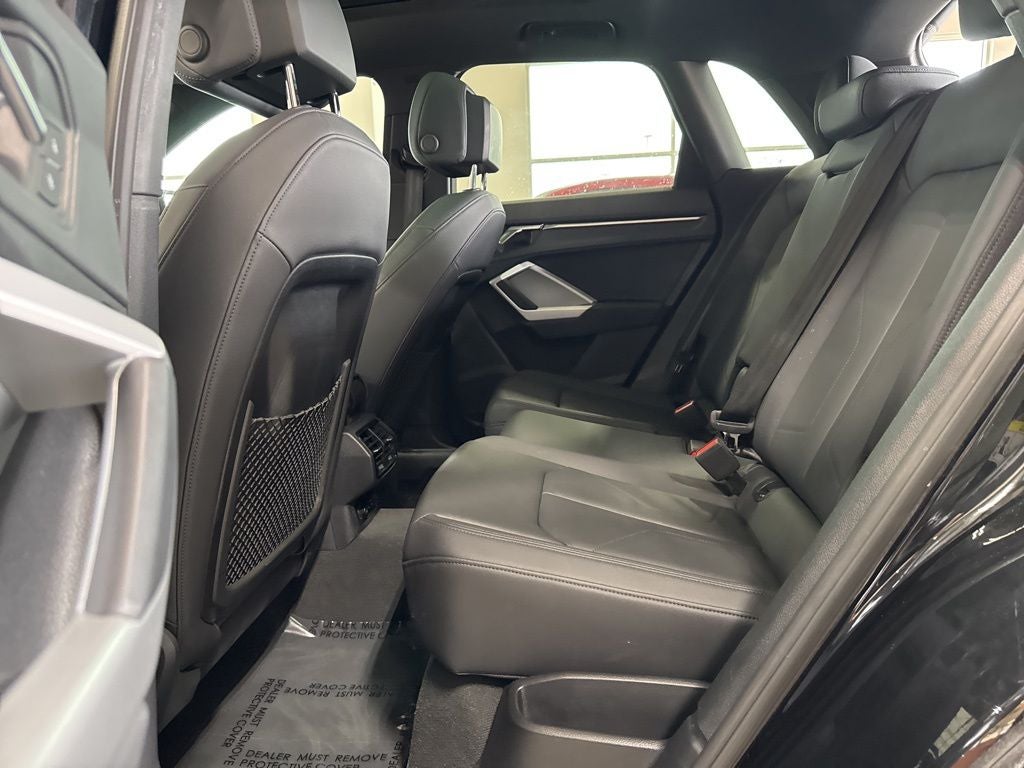 2025 Audi Q3 Premium 45 TFSI S line quattro Tiptronic