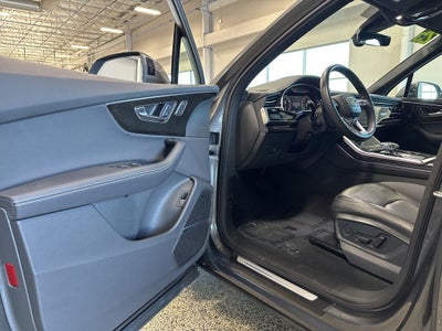 2025 Audi Q7 Premium Plus 55 TFSI quattro Tiptronic