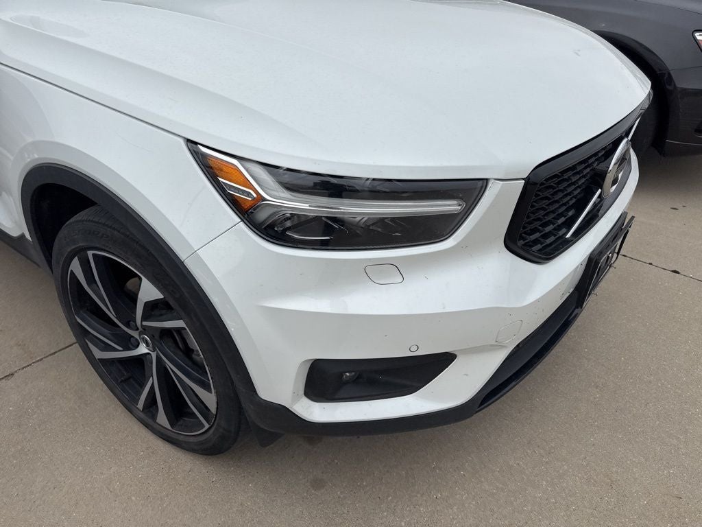 2020 Volvo XC40 T5 R-Design
