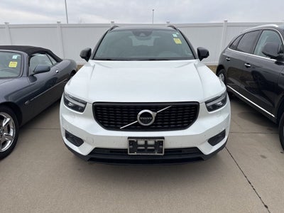 2020 Volvo XC40 T5 R-Design