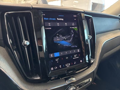 2022 Volvo XC60 Recharge Plug-In Hybrid T8 Inscription