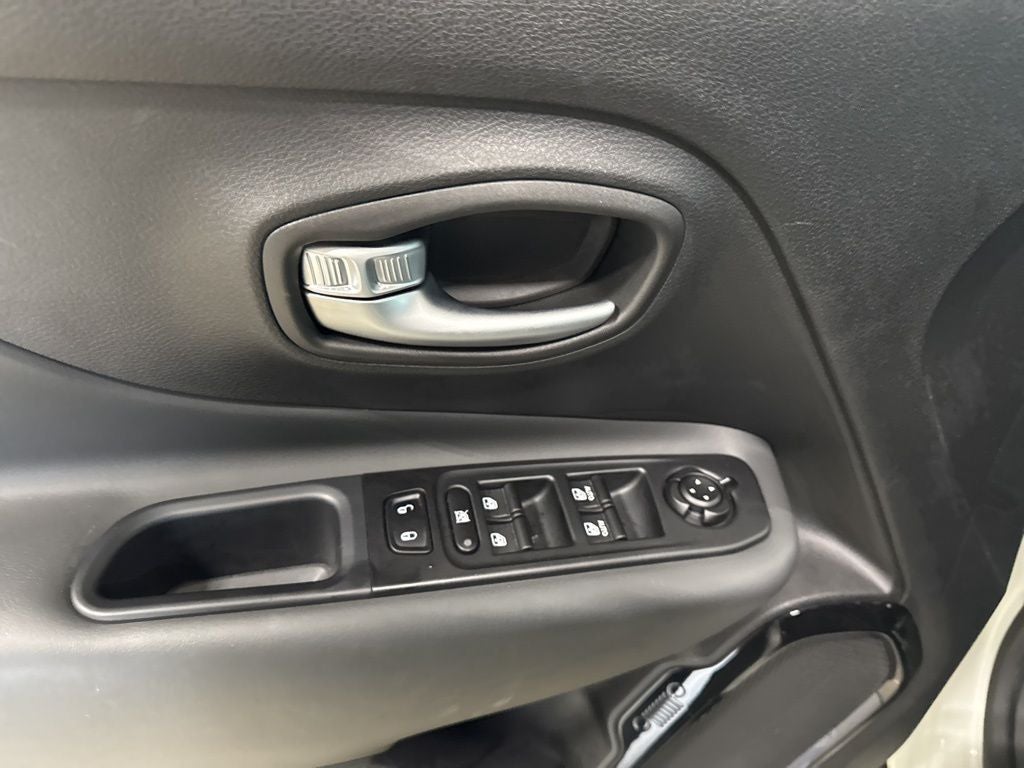 2022 Jeep Renegade Altitude 4x4