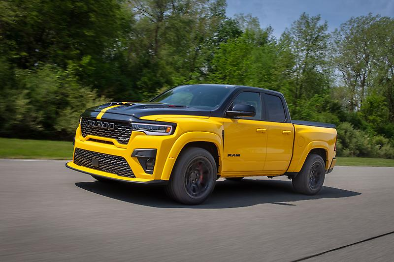 2027 RAM 1500 Rumble Bee towing