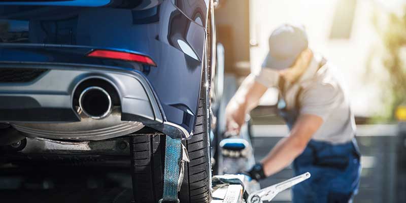 service epert servicing car